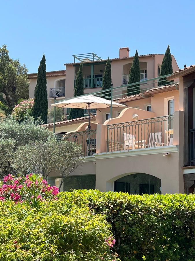 Azur Appartement Grimaud Exterior foto