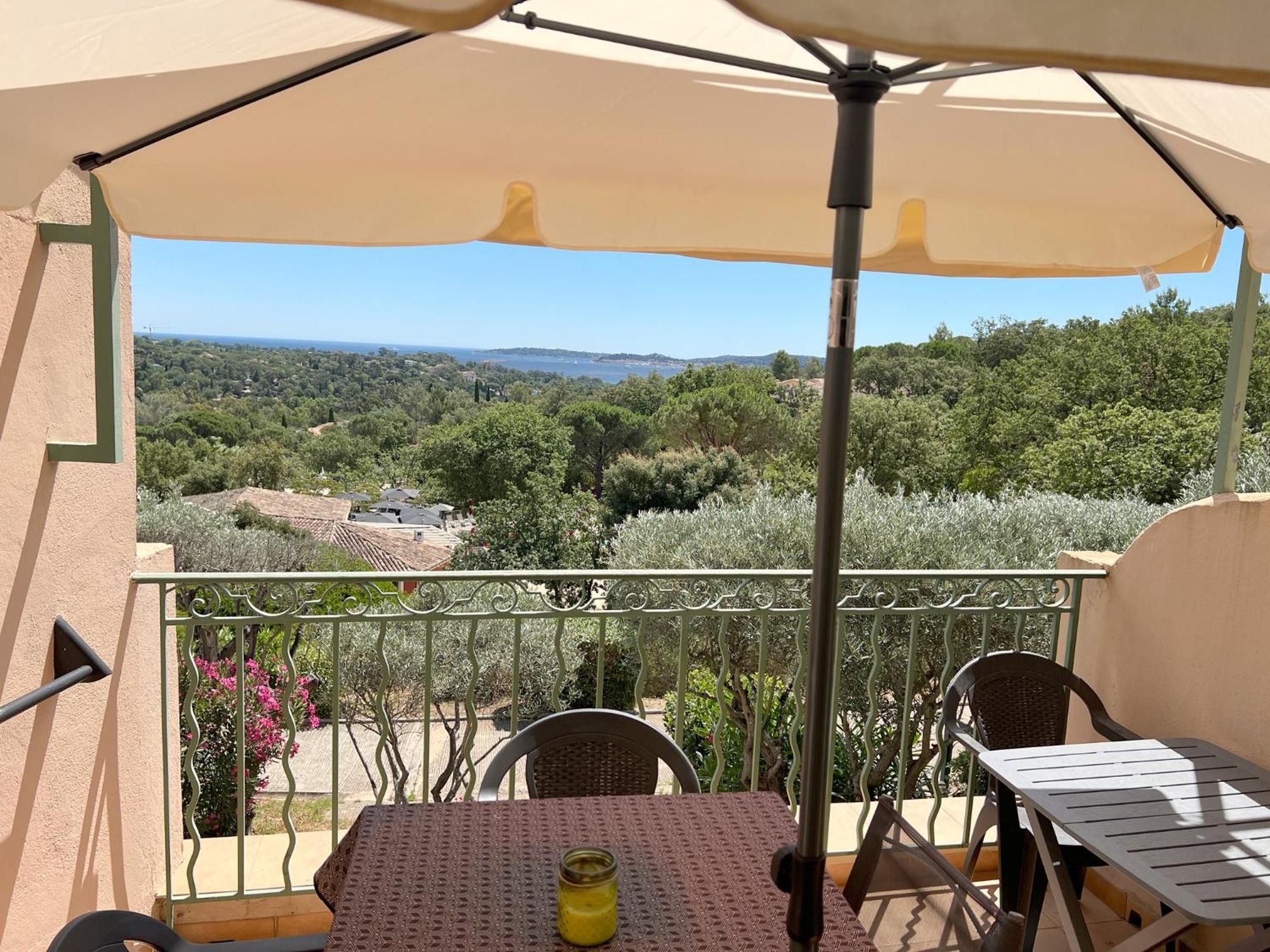 Azur Appartement Grimaud Exterior foto